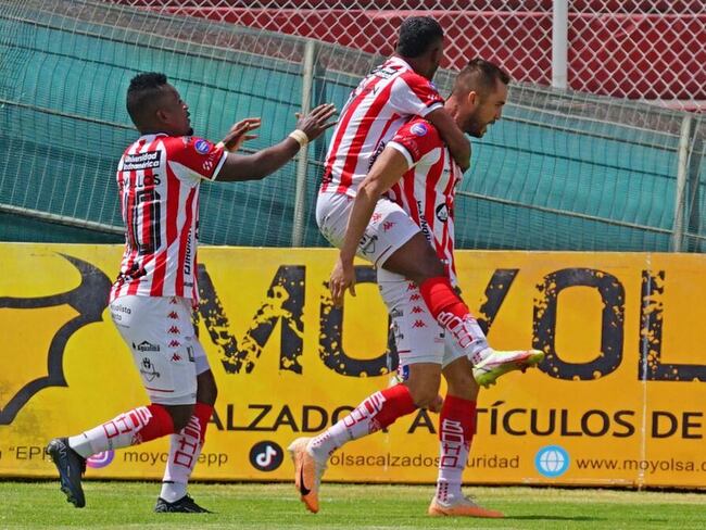 Màn so tài đỉnh cao khó lường Tecnico Universitario vs Orense SC